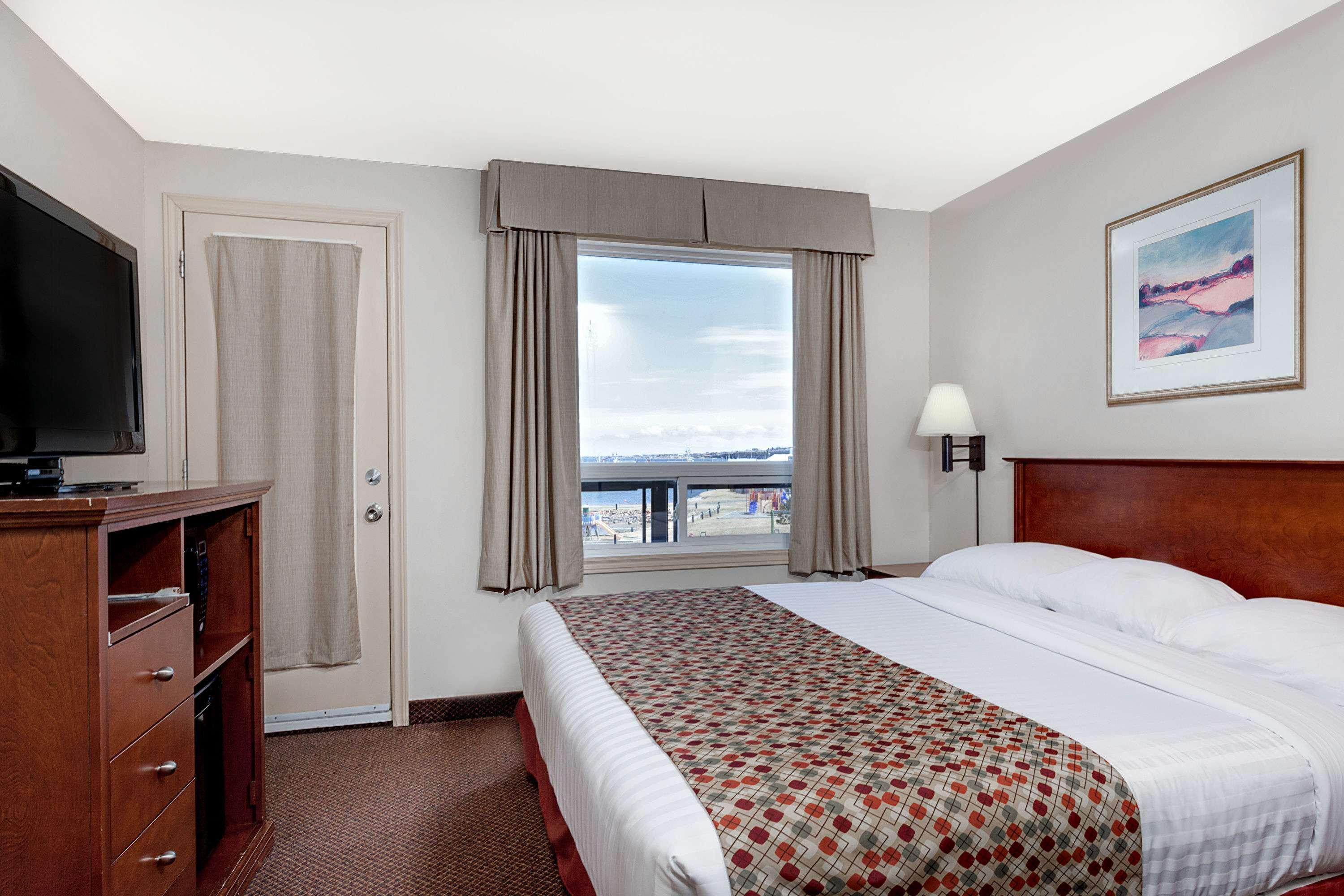 Super 8 By Wyndham Caraquet Hotel Ngoại thất bức ảnh