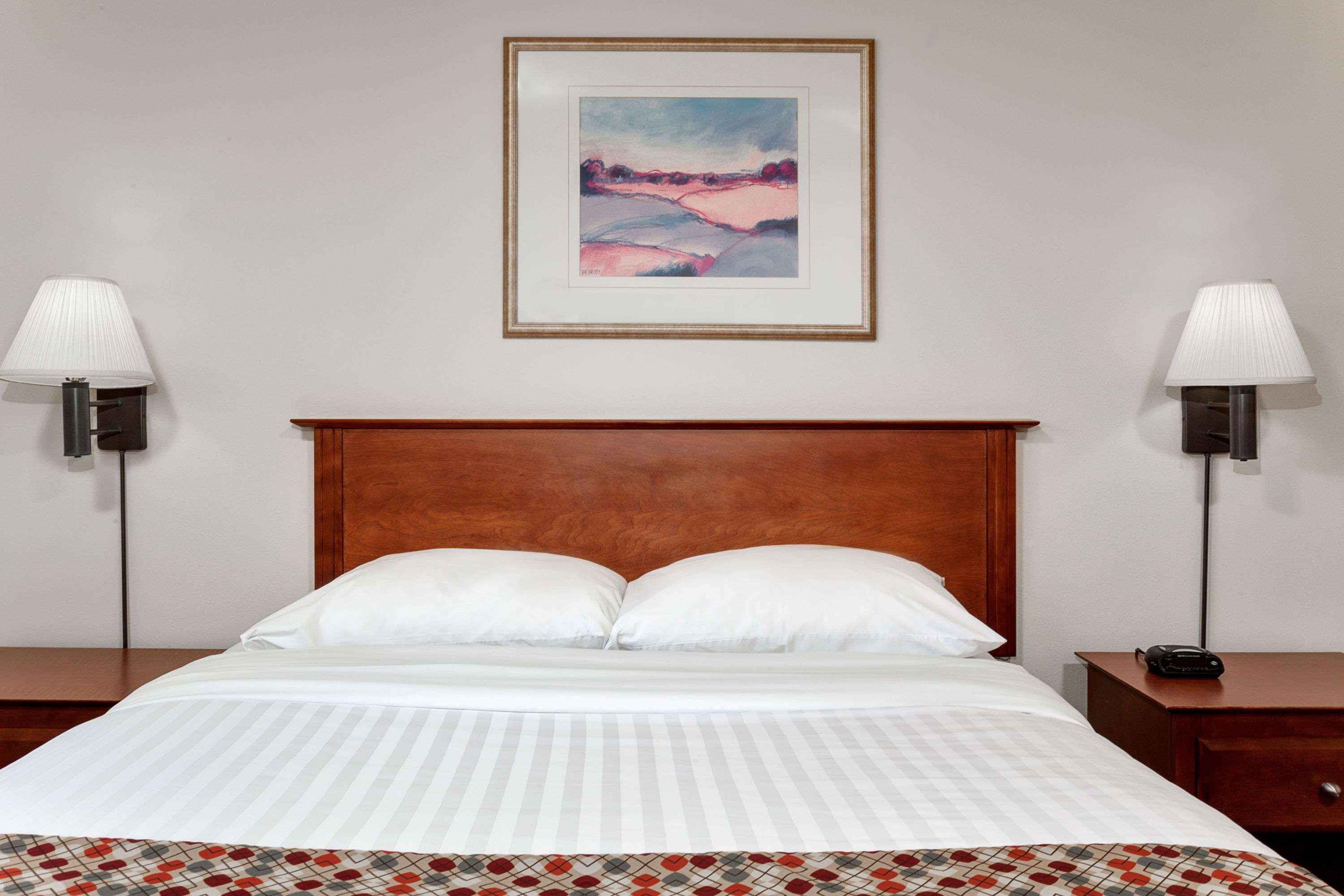 Super 8 By Wyndham Caraquet Hotel Ngoại thất bức ảnh